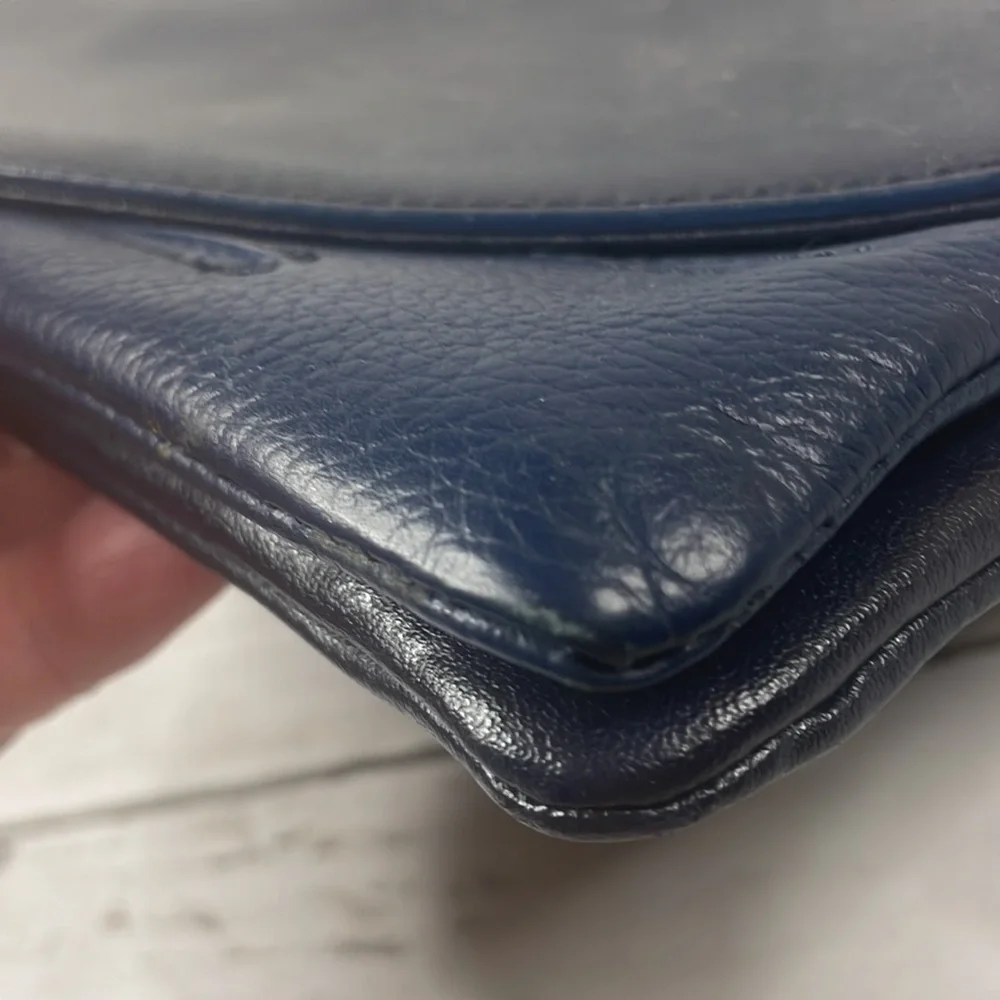 Banana Republic sleek crossbody